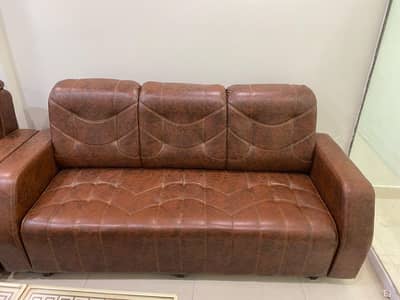 Sofa set 3 Seater And 2 Single Sofas