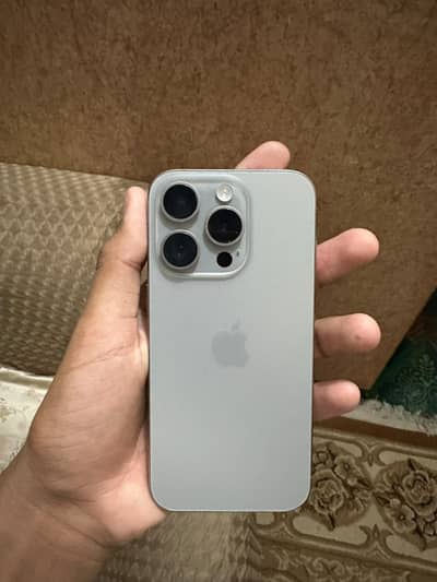 Apple iPhone 15 Pro