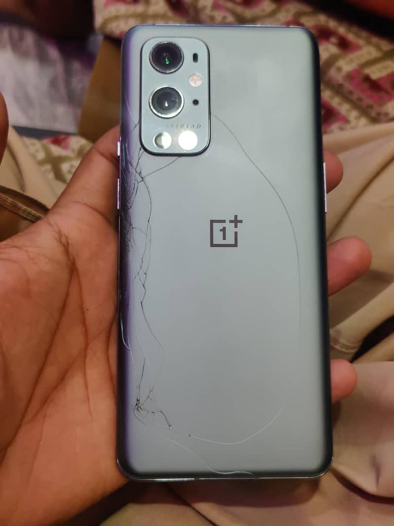 One Plus 9 Pro 0