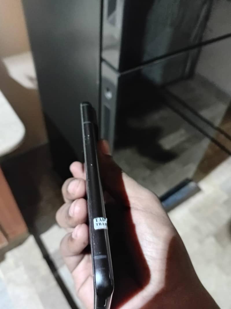 Google Pixel 8 4
