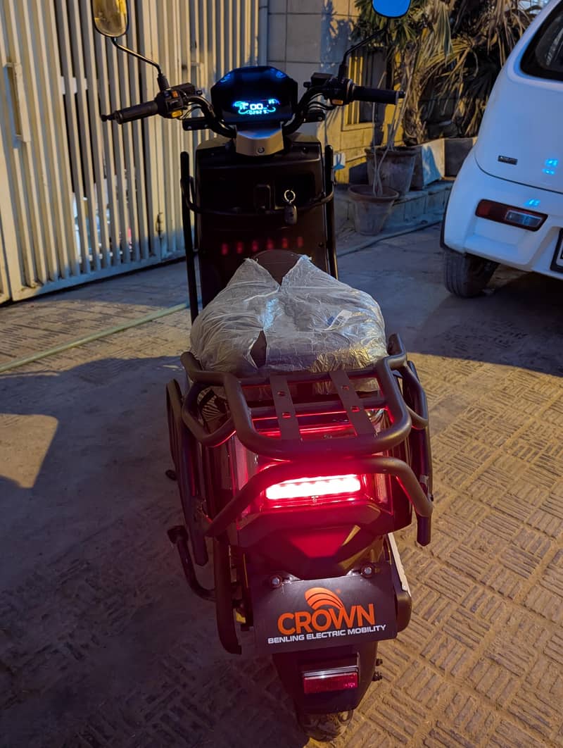 crown firefly 5