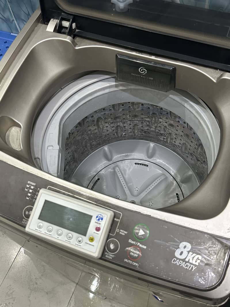 Dawlance Automatic Washing machine 1