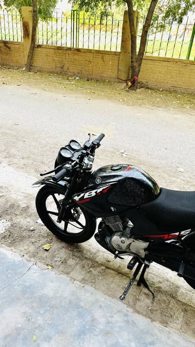 YBR 125G