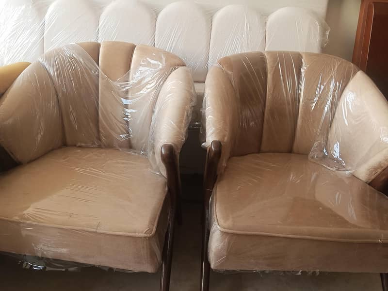 2 sofa with table 2