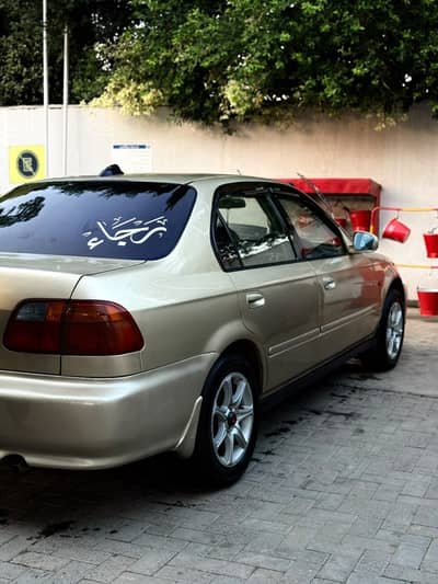 Honda Civic EXi 2000