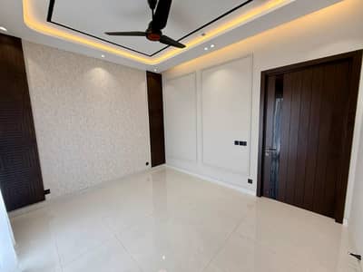 10 Marla Lower Portion Available For Rent in DHA Lahore Phase 6 Block L