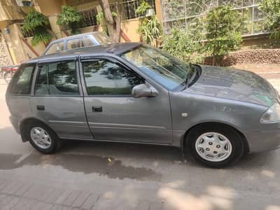 Suzuki cultus VXRi 2015 model in good condition