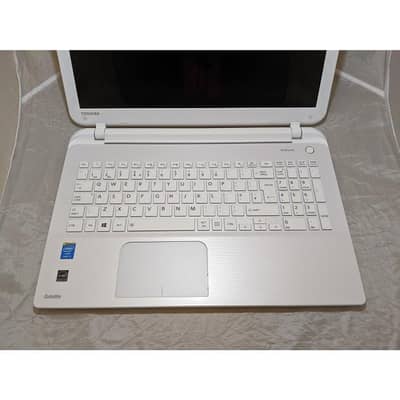 Toshiba Satellite L50-Series. Core I3 4th Generation. 8GB Ram. 128GB.