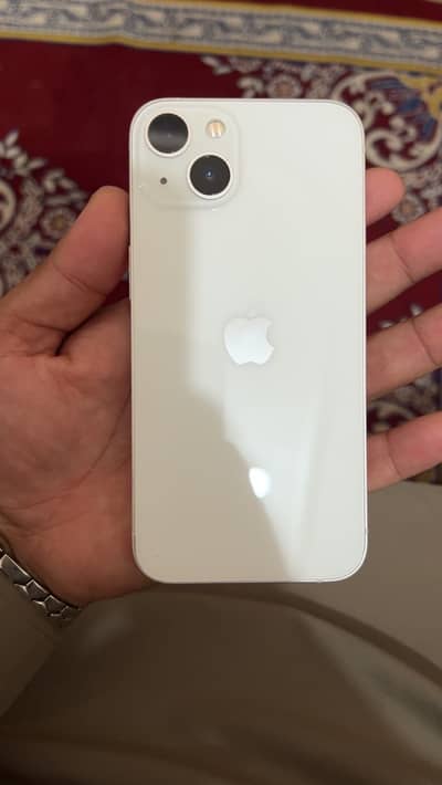 Apple iPhone 13