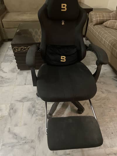 Surge Pro Ergonomic Chair with Footrest