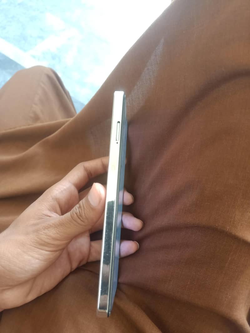 Tecno CAMON 20 5