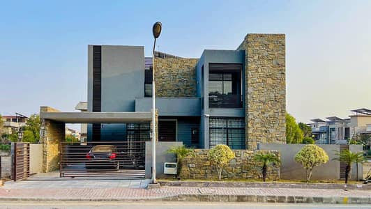 Slightly Used Designer House at Boulevard Phase 3 Bahria Town Rawalpindi