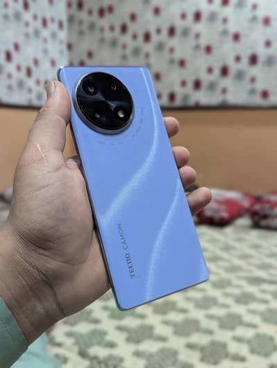 Tecno CAMON 30S