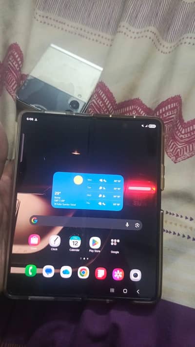 Samsung Mobile Z Fold 3