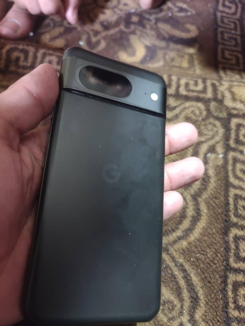 Google Pixel 8 2