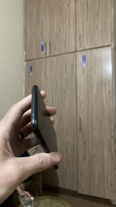 Apple iPhone SE 2020