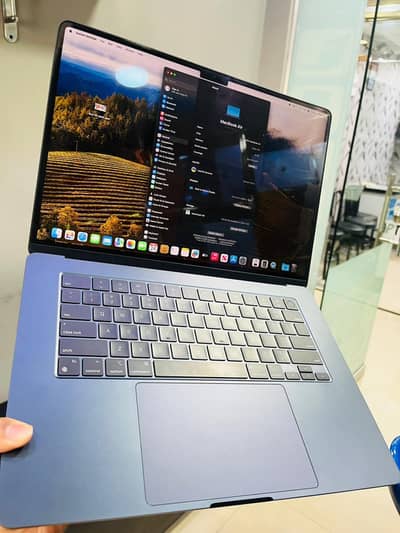 Apple MacBook Air 2024 – 15 Inch