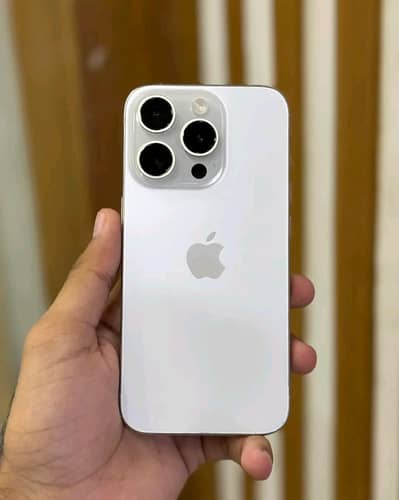 Apple iPhone 15 Pro