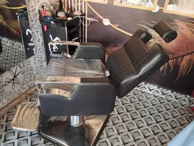 Saloon Chairs