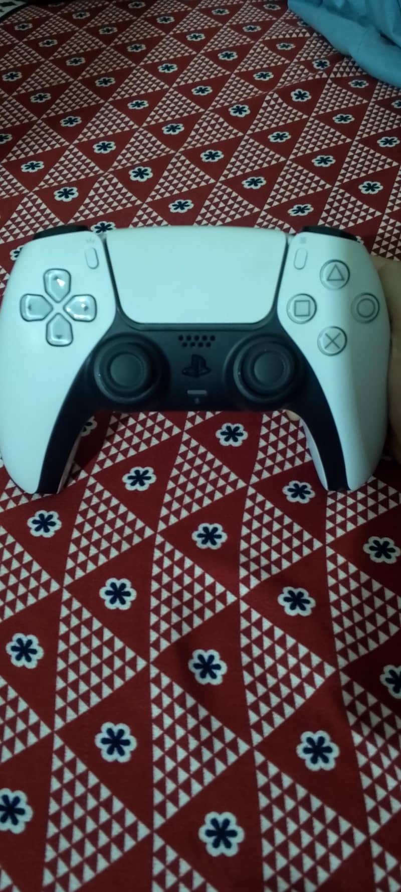 play station PS5 controller 1