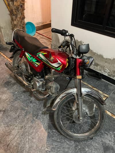 Cd 70 21/22 model. Neat and clean bike