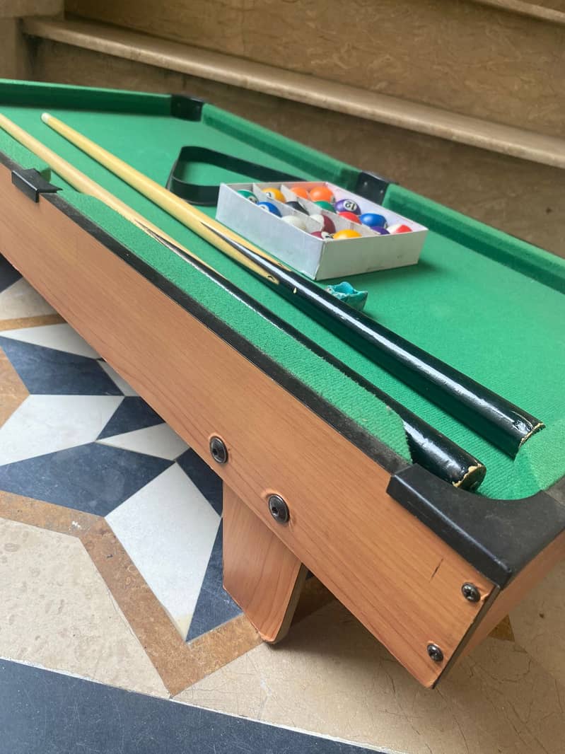 mini snooker 0