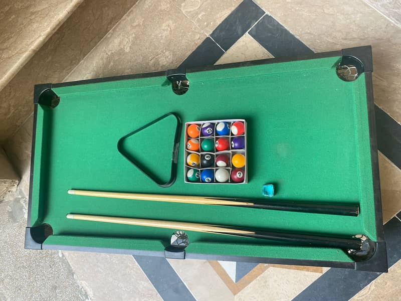 mini snooker 1