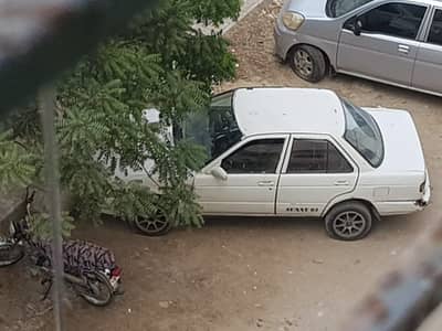 Nissan Sunny 1992