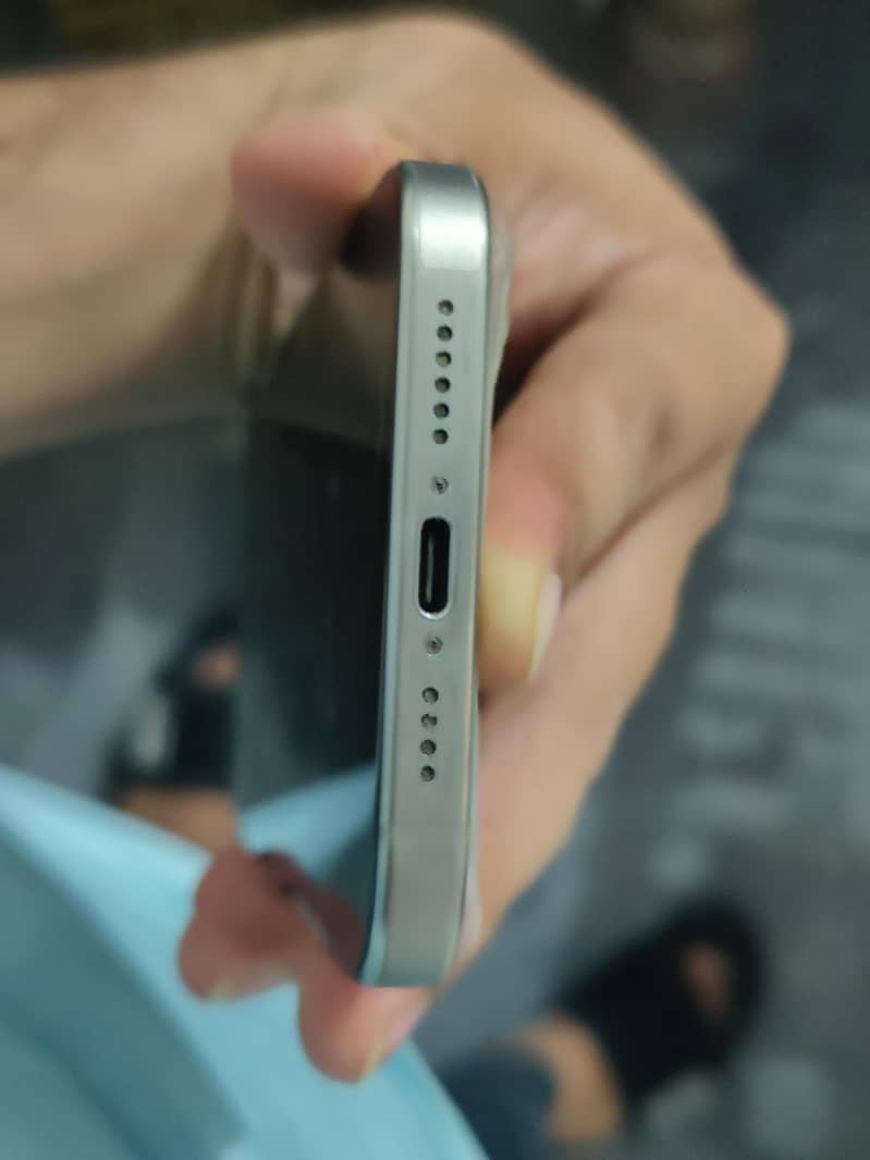 iphone 15 pro max 3
