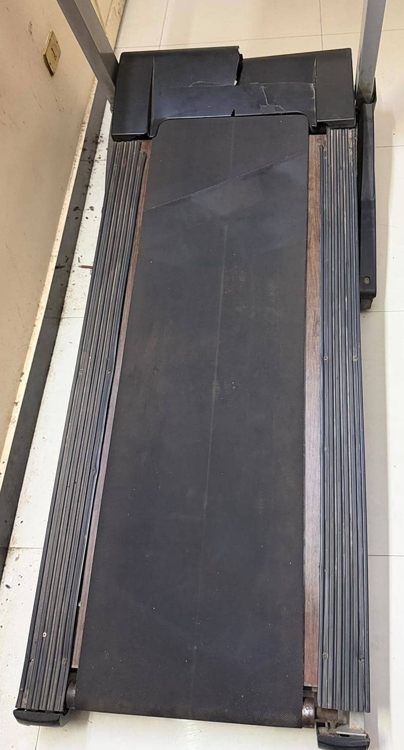 Used Treadmill 1
