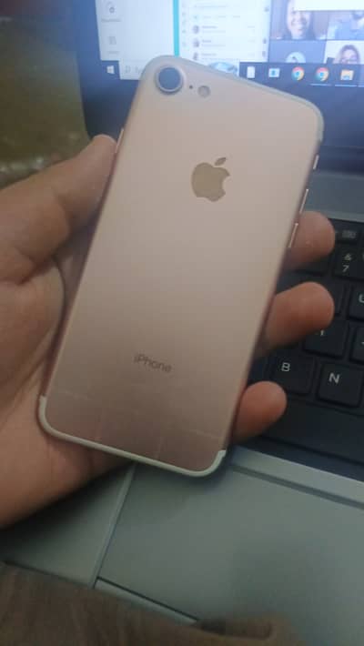 Apple iPhone 7