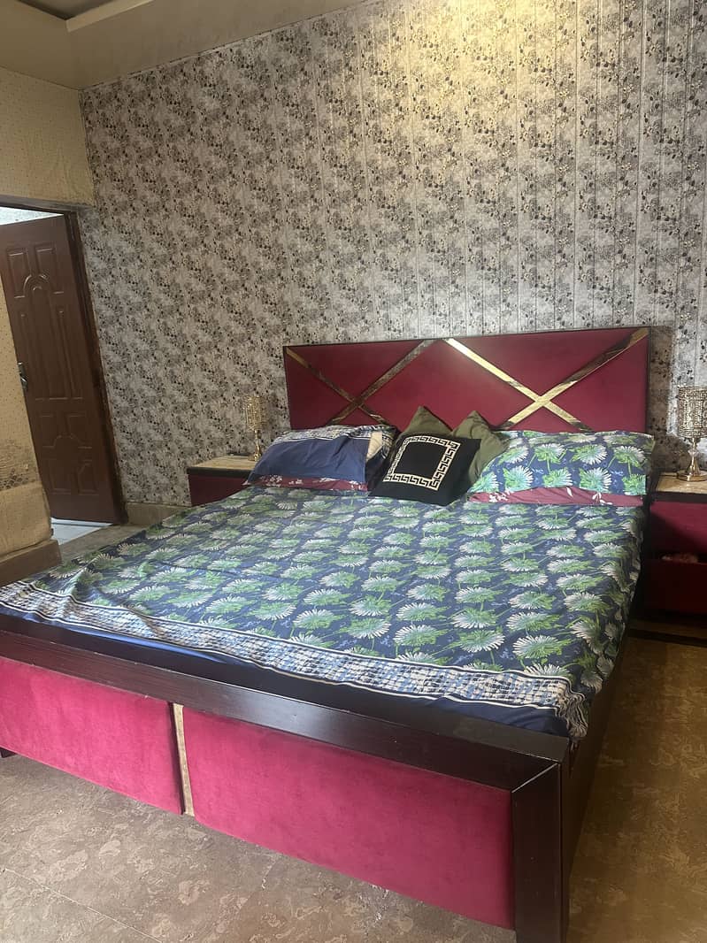 Bed Set and Dressing table 6