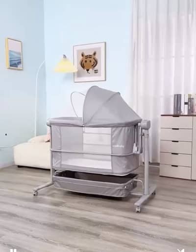 Cool baby 5 in 1 bassinet Brand new