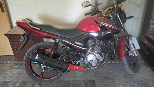 YBR 125 just like new