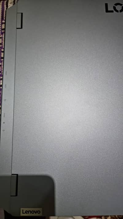 Lenovo LOQ 15IAX9