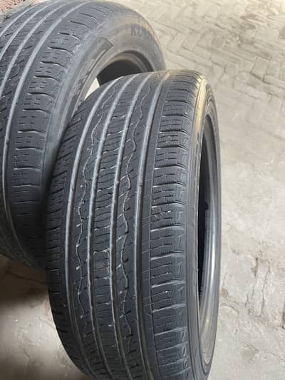 Used Tires Kumho 18 inch 225/55/18 OEM size for sportage and tucson
