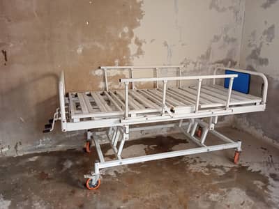 Adjustable Hospital / Clinic Bed