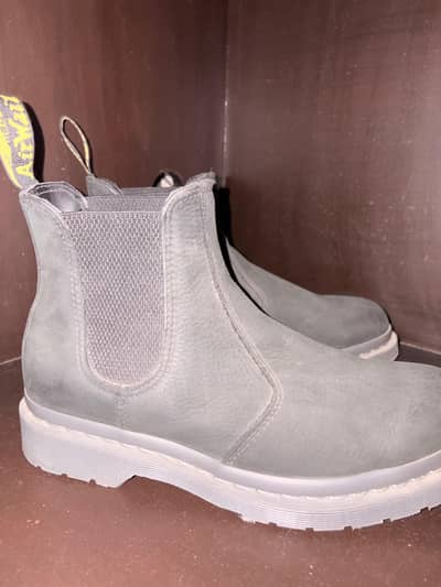 Dr. Martens (Airwair) “imported from UK” “original”