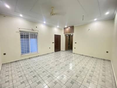 2 Bedroom's Flat Available For Rent in Sehar Villa's Mps Road Multan