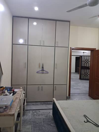 5Marla 2nd flour flour with gas for rent ghauri Town pahse 4a