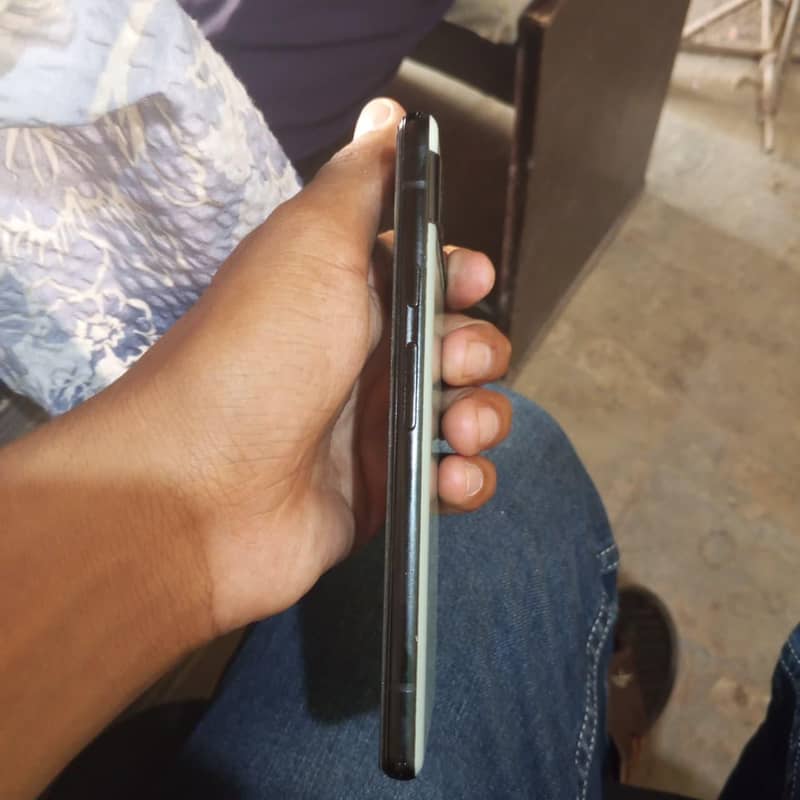 Google Pixel 6a 5