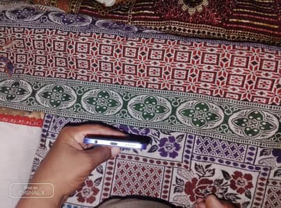 Vivo Y17s