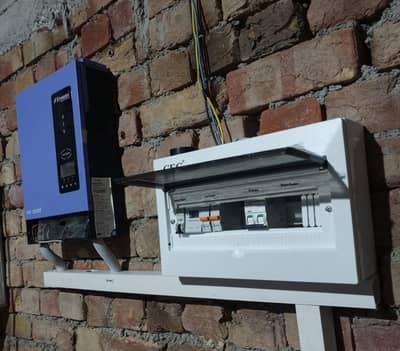Fronus 3kw pv3200 urgent sale