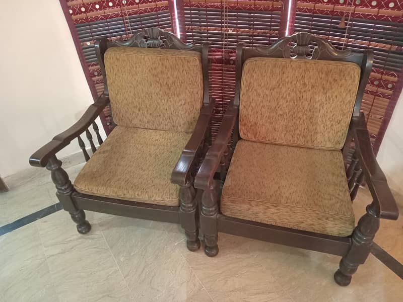 Sofa set 0