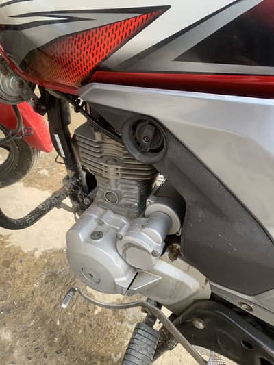 Honda cb125f  punjab nnbr all documents on sapot only call no massge