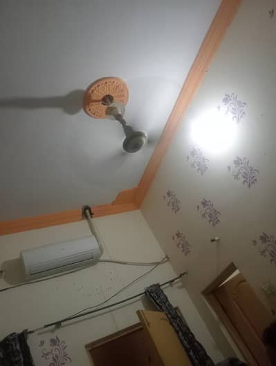 2 seeling fan for sale in running condition 10/10