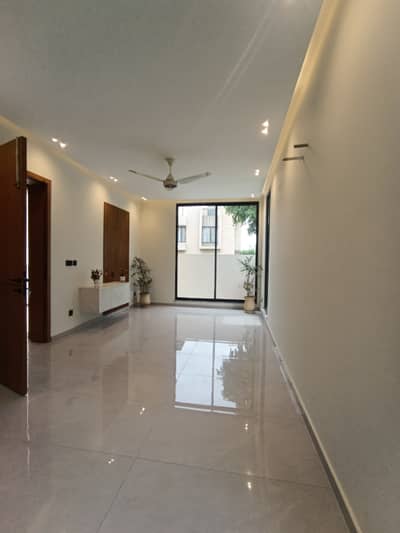 MDR Corner 5 Marla Beautiful House For Sale In Block F