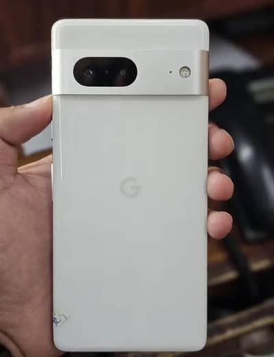 Google Pixel 7 Super White Color