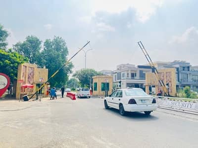 Corner 5- Marla Plot for Sale in Lake City Sector M-6