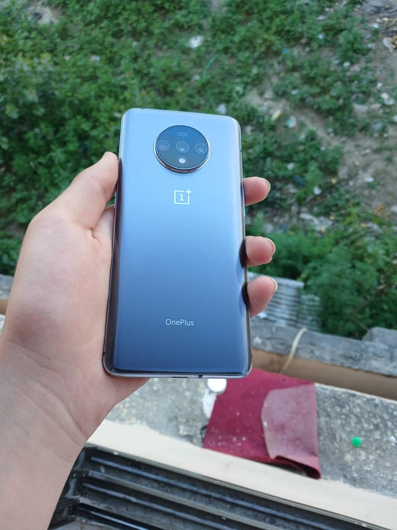 One Plus 7T 5